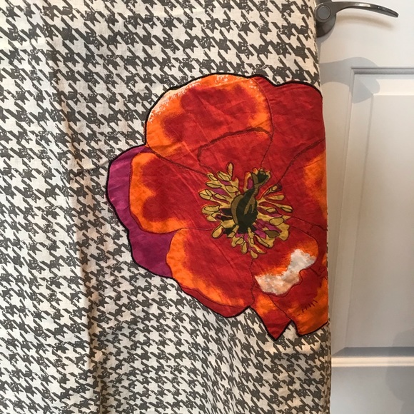 Sleeveless Houndstooth Dress - Picture 7 of 8